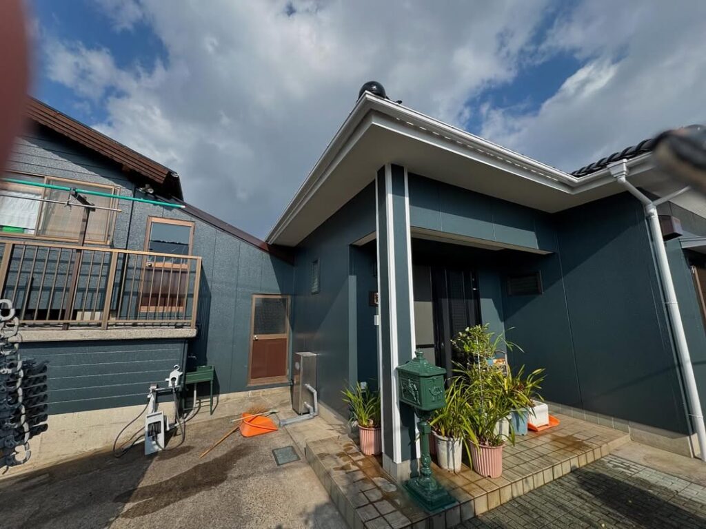 小長井のお客様で屋根、外壁塗装工事が無事に終わりました2